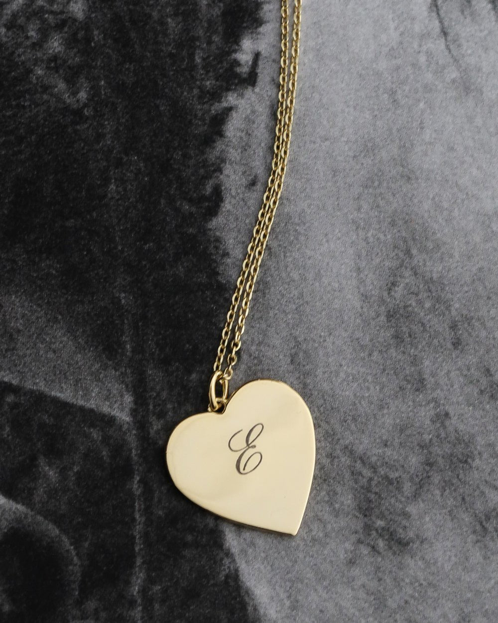 HELEN HEART NECKLACE - Image 10